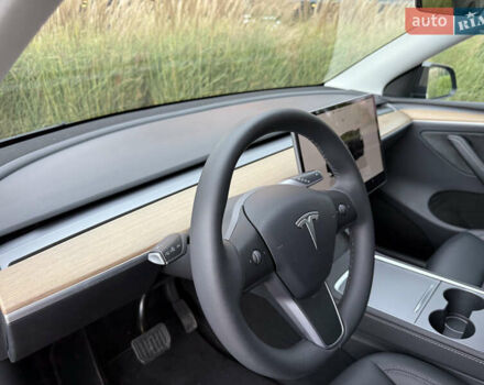 Тесла Model Y 2023 в Киеве на Automoto.ua Черный Тесла Model Y, объемом двигателя 0 л и пробегом 29 тыс. км за 34999 $, фото 30 на Automoto.ua