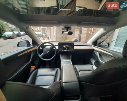 Черный Тесла Model Y, объемом двигателя 0 л и пробегом 46 тыс. км за 33000 $, фото 12 на Automoto.ua