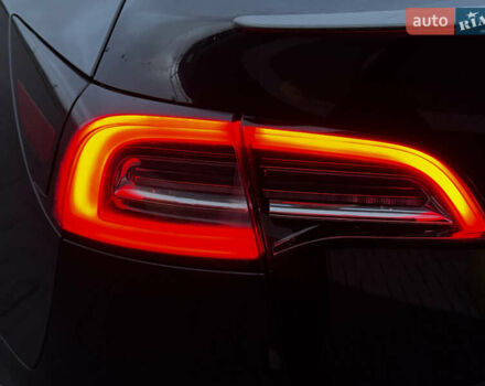 Чорний Тесла Model Y, об'ємом двигуна 0 л та пробігом 26 тис. км за 33000 $, фото 43 на Automoto.ua