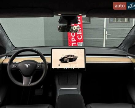 Чорний Тесла Model Y, об'ємом двигуна 0 л та пробігом 28 тис. км за 31300 $, фото 16 на Automoto.ua