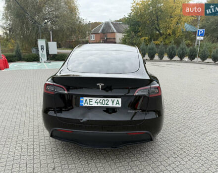 Черный Тесла Model Y, объемом двигателя 0 л и пробегом 71 тыс. км за 27000 $, фото 5 на Automoto.ua