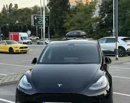 Черный Тесла Model Y, объемом двигателя 0 л и пробегом 34 тыс. км за 35000 $, фото 3 на Automoto.ua