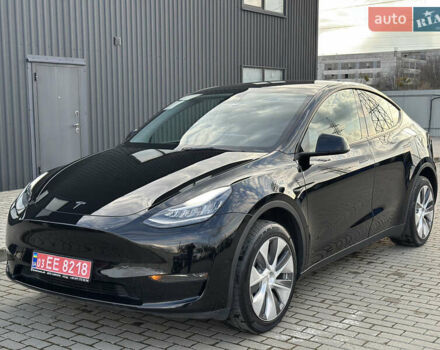 Черный Тесла Model Y, объемом двигателя 0 л и пробегом 39 тыс. км за 25000 $, фото 8 на Automoto.ua