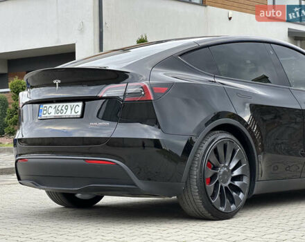 Чорний Тесла Model Y, об'ємом двигуна 0 л та пробігом 38 тис. км за 30799 $, фото 44 на Automoto.ua