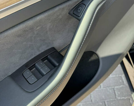 Чорний Тесла Model Y, об'ємом двигуна 0 л та пробігом 28 тис. км за 33000 $, фото 34 на Automoto.ua