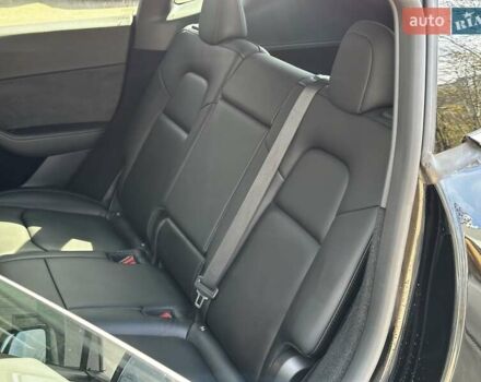 Чорний Тесла Model Y, об'ємом двигуна 0 л та пробігом 105 тис. км за 31999 $, фото 13 на Automoto.ua