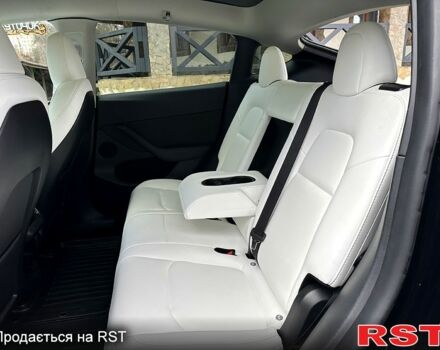 Чорний Тесла Model Y, об'ємом двигуна 0 л та пробігом 99 тис. км за 22999 $, фото 8 на Automoto.ua