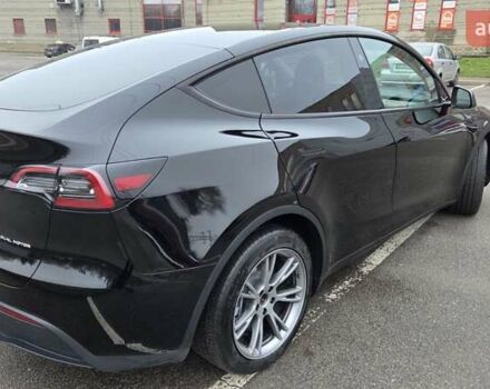 Черный Тесла Model Y, объемом двигателя 0 л и пробегом 49 тыс. км за 28900 $, фото 5 на Automoto.ua