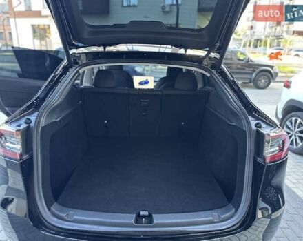 Черный Тесла Model Y, объемом двигателя 0 л и пробегом 65 тыс. км за 25555 $, фото 18 на Automoto.ua