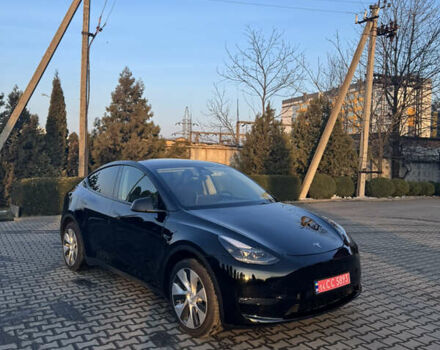 Черный Тесла Model Y, объемом двигателя 0 л и пробегом 11 тыс. км за 25500 $, фото 4 на Automoto.ua