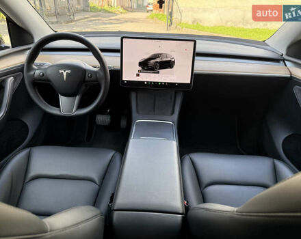 Черный Тесла Model Y, объемом двигателя 0 л и пробегом 58 тыс. км за 27500 $, фото 16 на Automoto.ua