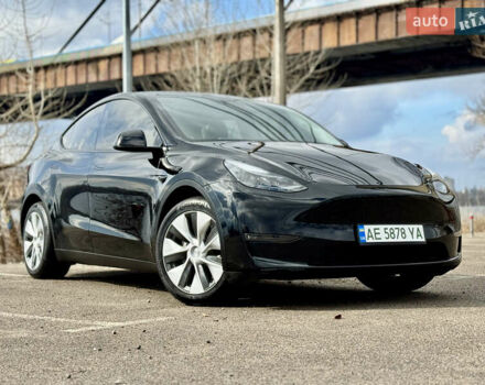 Черный Тесла Model Y, объемом двигателя 0 л и пробегом 29 тыс. км за 27077 $, фото 4 на Automoto.ua