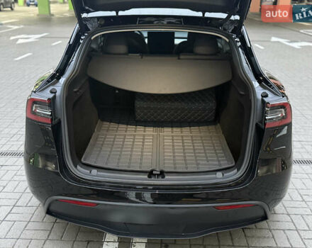 Черный Тесла Model Y, объемом двигателя 0 л и пробегом 16 тыс. км за 34000 $, фото 9 на Automoto.ua