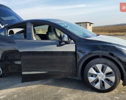Черный Тесла Model Y, объемом двигателя 0 л и пробегом 12 тыс. км за 23200 $, фото 13 на Automoto.ua