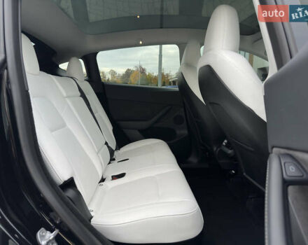Чорний Тесла Model Y, об'ємом двигуна 0 л та пробігом 38 тис. км за 30799 $, фото 87 на Automoto.ua