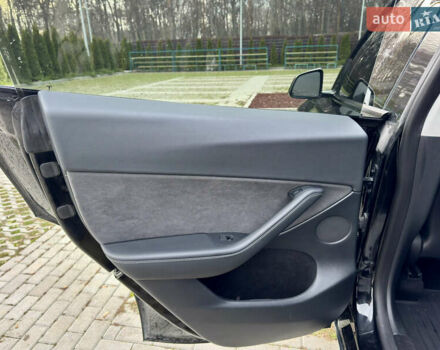 Чорний Тесла Model Y, об'ємом двигуна 0 л та пробігом 66 тис. км за 34500 $, фото 21 на Automoto.ua