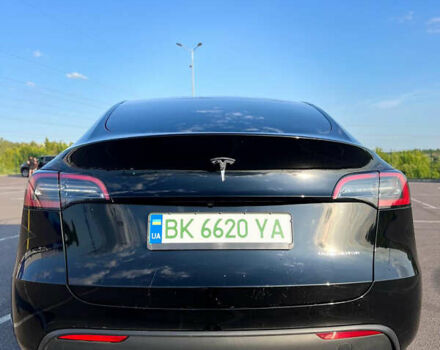 Черный Тесла Model Y, объемом двигателя 0 л и пробегом 25 тыс. км за 25500 $, фото 8 на Automoto.ua