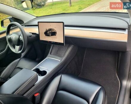 Черный Тесла Model Y, объемом двигателя 0 л и пробегом 34 тыс. км за 25000 $, фото 8 на Automoto.ua