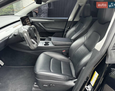 Чорний Тесла Model Y, об'ємом двигуна 0 л та пробігом 56 тис. км за 28700 $, фото 38 на Automoto.ua