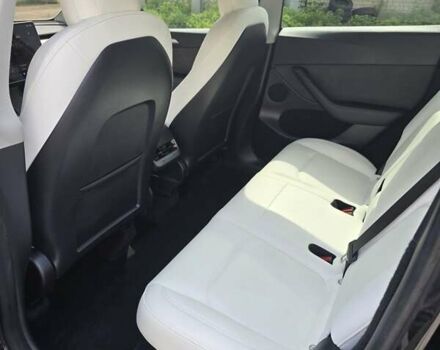 Черный Тесла Model Y, объемом двигателя 0 л и пробегом 19 тыс. км за 29500 $, фото 10 на Automoto.ua