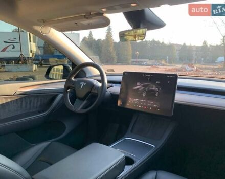 Черный Тесла Model Y, объемом двигателя 0 л и пробегом 25 тыс. км за 26500 $, фото 26 на Automoto.ua