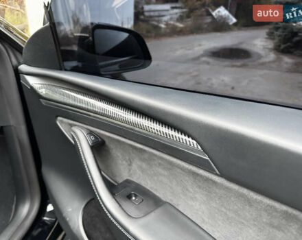Чорний Тесла Model Y, об'ємом двигуна 0 л та пробігом 56 тис. км за 28700 $, фото 33 на Automoto.ua