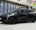 Черный Тесла Model Y, объемом двигателя 0 л и пробегом 28 тыс. км за 28990 $, фото 1 на Automoto.ua
