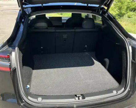 Черный Тесла Model Y, объемом двигателя 0 л и пробегом 42 тыс. км за 25300 $, фото 2 на Automoto.ua