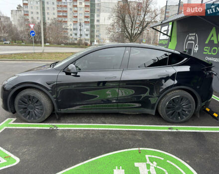 Черный Тесла Model Y, объемом двигателя 0 л и пробегом 35 тыс. км за 38000 $, фото 1 на Automoto.ua