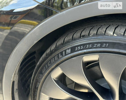 Черный Тесла Model Y, объемом двигателя 0 л и пробегом 2 тыс. км за 40990 $, фото 7 на Automoto.ua