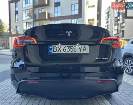 Черный Тесла Model Y, объемом двигателя 0 л и пробегом 65 тыс. км за 25555 $, фото 5 на Automoto.ua