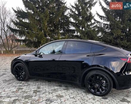Черный Тесла Model Y, объемом двигателя 0 л и пробегом 64 тыс. км за 29100 $, фото 3 на Automoto.ua