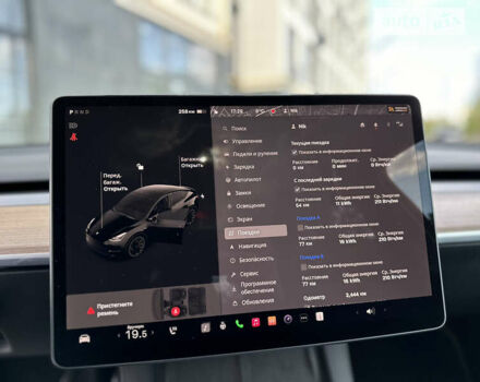 Черный Тесла Model Y, объемом двигателя 0 л и пробегом 2 тыс. км за 40990 $, фото 45 на Automoto.ua