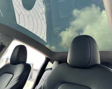 Черный Тесла Model Y, объемом двигателя 0 л и пробегом 39 тыс. км за 25000 $, фото 17 на Automoto.ua