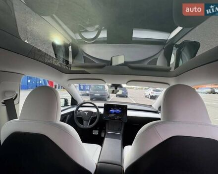 Черный Тесла Model Y, объемом двигателя 0 л и пробегом 34 тыс. км за 25000 $, фото 14 на Automoto.ua