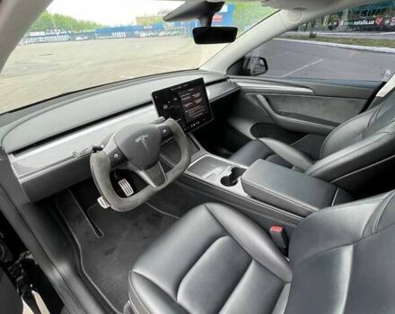 Черный Тесла Model Y, объемом двигателя 0 л и пробегом 53 тыс. км за 29500 $, фото 13 на Automoto.ua