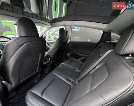 Черный Тесла Model Y, объемом двигателя 0 л и пробегом 1 тыс. км за 34900 $, фото 26 на Automoto.ua