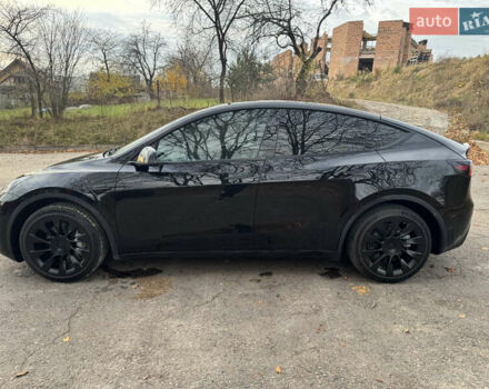 Черный Тесла Model Y, объемом двигателя 0 л и пробегом 16 тыс. км за 27000 $, фото 6 на Automoto.ua
