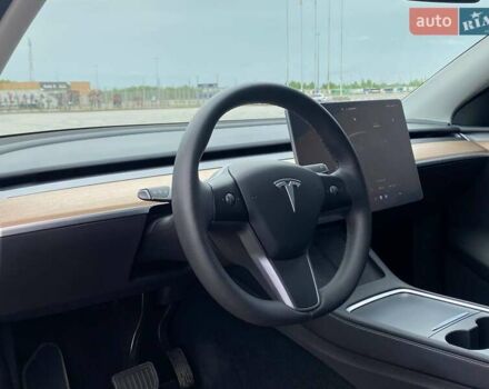 Чорний Тесла Model Y, об'ємом двигуна 0 л та пробігом 14 тис. км за 31990 $, фото 11 на Automoto.ua