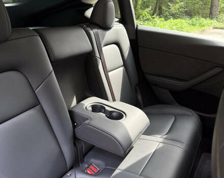 Черный Тесла Model Y, объемом двигателя 0 л и пробегом 21 тыс. км за 29500 $, фото 21 на Automoto.ua