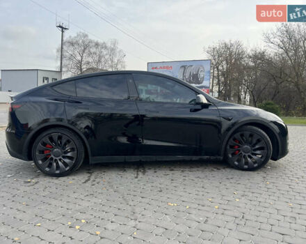 Черный Тесла Model Y, объемом двигателя 0 л и пробегом 25 тыс. км за 31500 $, фото 8 на Automoto.ua