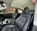 Черный Тесла Model Y, объемом двигателя 0 л и пробегом 17 тыс. км за 25999 $, фото 20 на Automoto.ua