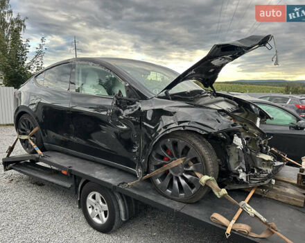 Черный Тесла Model Y, объемом двигателя 0 л и пробегом 27 тыс. км за 19200 $, фото 1 на Automoto.ua