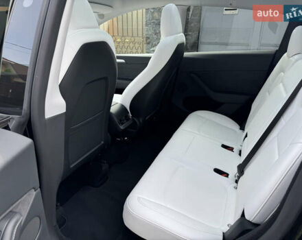 Чорний Тесла Model Y, об'ємом двигуна 0 л та пробігом 28 тис. км за 31500 $, фото 11 на Automoto.ua