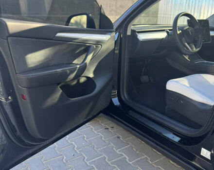 Тесла Model Y 2023 в Тернополе на Automoto.ua Черный Тесла Model Y, объемом двигателя 0 л и пробегом 37 тыс. км за 25800 $, фото 21 на Automoto.ua