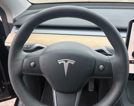 Черный Тесла Model Y, объемом двигателя 0 л и пробегом 35 тыс. км за 21300 $, фото 27 на Automoto.ua