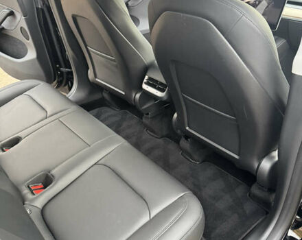 Черный Тесла Model Y, объемом двигателя 0 л и пробегом 16 тыс. км за 27000 $, фото 12 на Automoto.ua