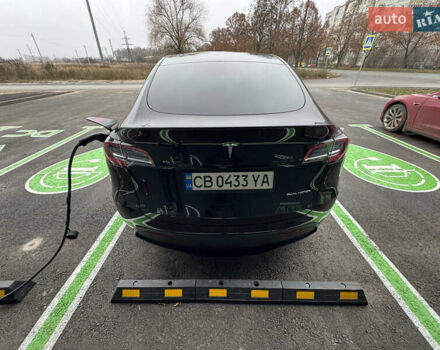 Черный Тесла Model Y, объемом двигателя 0 л и пробегом 35 тыс. км за 38000 $, фото 3 на Automoto.ua