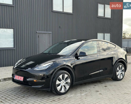 Черный Тесла Model Y, объемом двигателя 0 л и пробегом 39 тыс. км за 25000 $, фото 7 на Automoto.ua