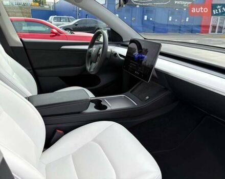 Черный Тесла Model Y, объемом двигателя 0 л и пробегом 34 тыс. км за 25000 $, фото 13 на Automoto.ua